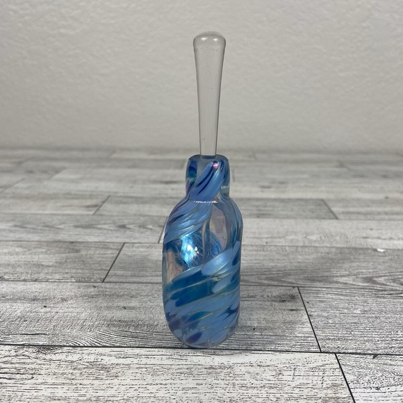 Nuance New Orleans Studio Art Glass Perfume Bottle Opalescent Stopper 1990s - Picture 4 of 8